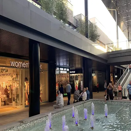 아파트 With Sea View Close To The