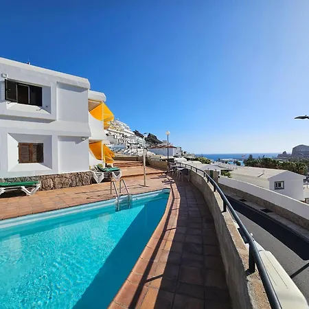 With Sea View Close To The Appartement Mogán
