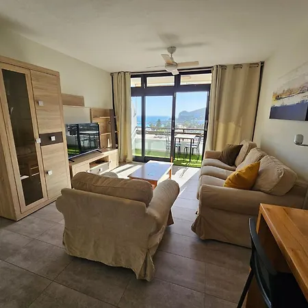 Appartement With Sea View Close To The Mogán